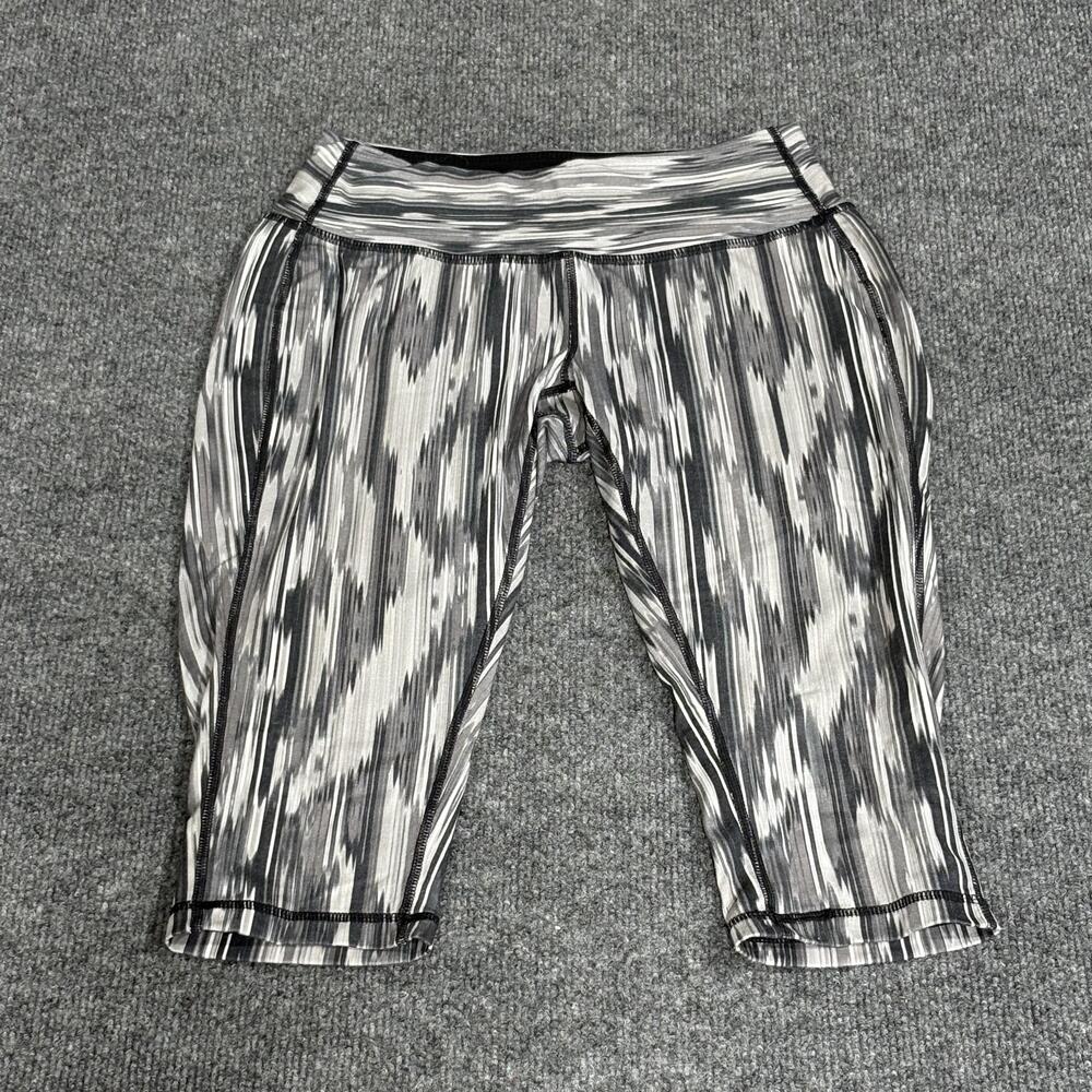 Prana Leggings Womens XS Gray Black Printed Capri Yoga Pants Activewear